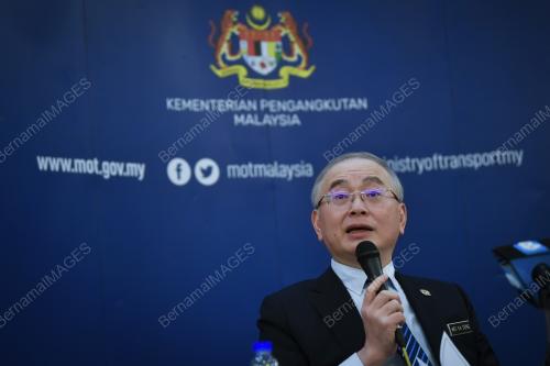 DATUK SERI IR DR WEE KA SIONG