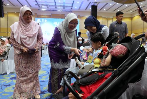 DATUK SERI DR ZALIHA MUSTAFA