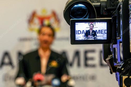 DATUK DR NOOR HISHAM ABDULLAH