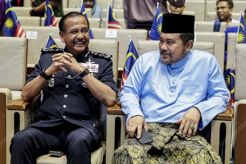 TAN SRI RAZARUDIN HUSAIN