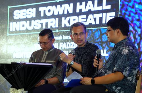 FAHMI FADZIL