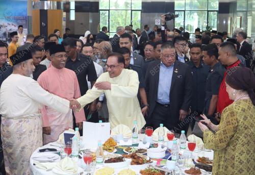 DATUK SERI ANWAR IBRAHIM