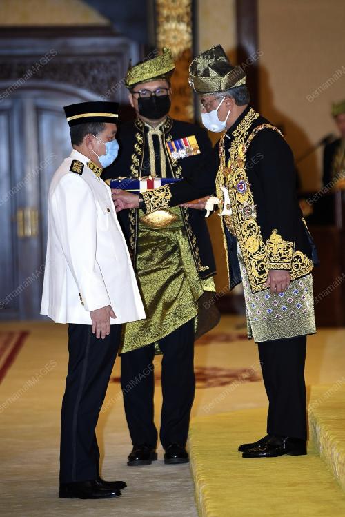 AL-SULTAN ABDULLAH RI'AYATUDDIN AL-MUSTAFA BILLAH SHAH 