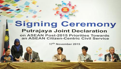 PTJ23_17112015_ASEAN