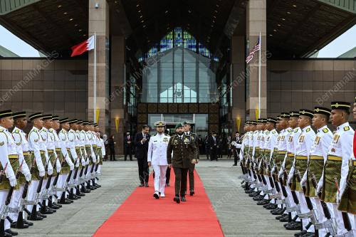 TUNKU MAHKOTA ISMAIL