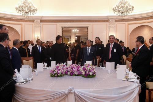 PTJ23_21112018_PM_PAKISTAN