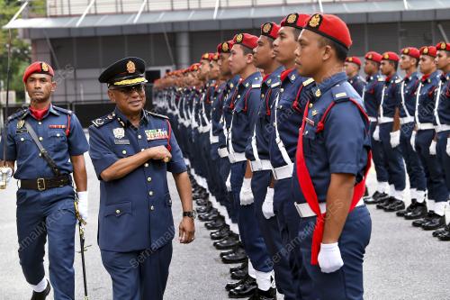 DATUK SERI DR ISMAIL ABD MUTTALIB
