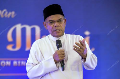 DATUK SERI SAIFUDDIN NASUTION ISMAIL