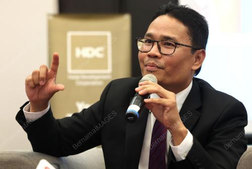 KHAIRUL AZWAN HARUN