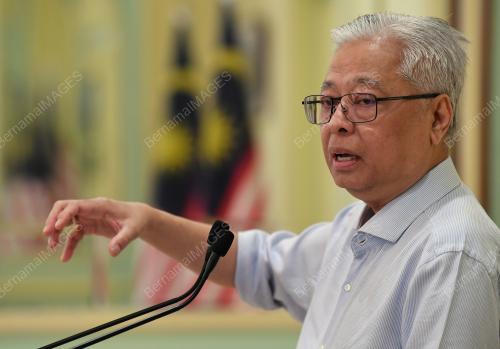 DATUK SERI ISMAIL SABRI YAAKOB