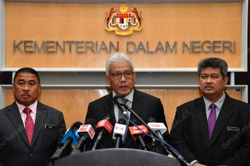 DATUK SERI HAMZAH ZAINUDDIN