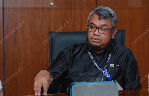 DR MUHAMMAD RAWI MOHAMED ZIN