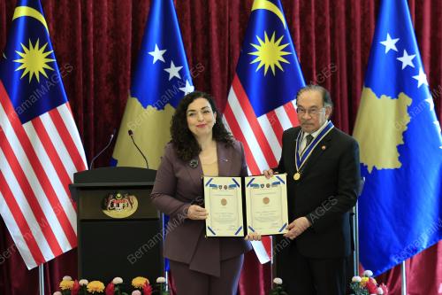 DATUK SERI ANWAR IBRAHIM