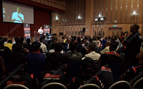 PTJ24_02102018_TOWNHALL