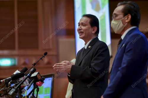TAN SRI DR NOOR HISHAM ABDULLAH