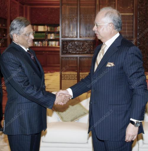 DATUK SERI MOHD NAJIB TUN ABDUL RAZAK