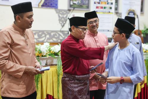 DATUK DR MOHD AZAM AHMAD