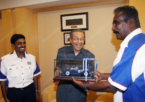 TUN DR MAHATHIR MOHAMAD