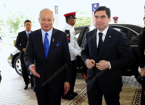 DATUK SERI NAJIB TUN RAZAK