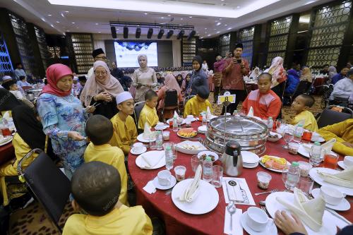 DATUK SERI NANCY SHUKRI