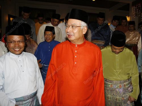 MOHD NAJIB TUN ABDUL RAZAK