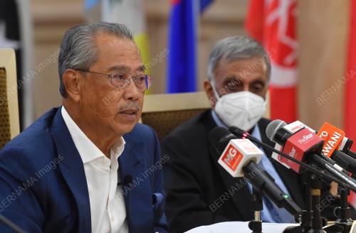 TAN SRI MUHYIDDIN YASSIN