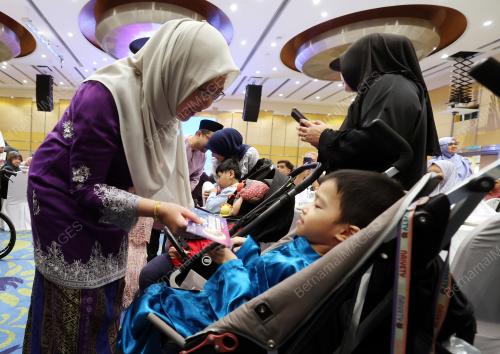 DATUK SERI DR ZALIHA MUSTAFA