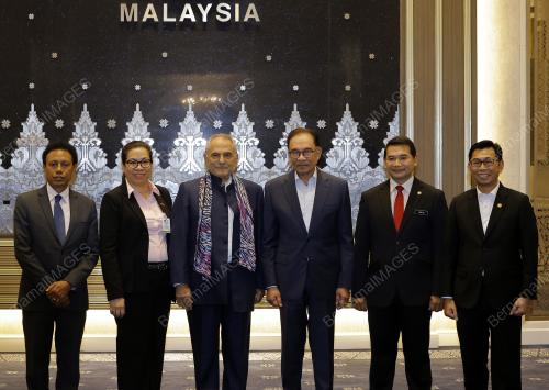 DATUK SERI ANWAR IBRAHIM