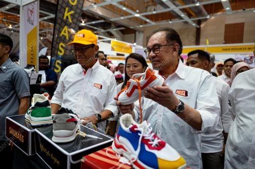 DATUK SERI ANWAR IBRAHIM