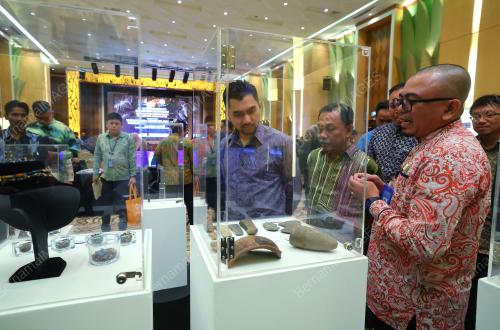 KHAIRUL FIRDAUS AKBAR KHAN