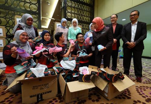 DATUK SERI NANCY SHUKRI