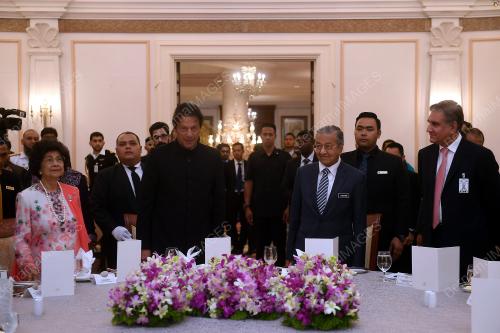 PTJ24_21112018_PM_PAKISTAN