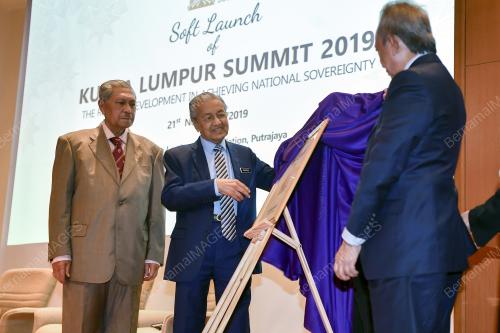 PTJ24_21112019_KL_SUMMIT_BN201911198243