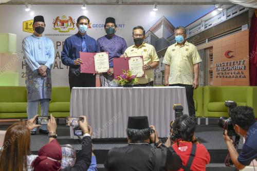KHAIRY JAMALUDDIN