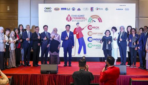 DATUK LUKANISMAN AWANG SAUNI