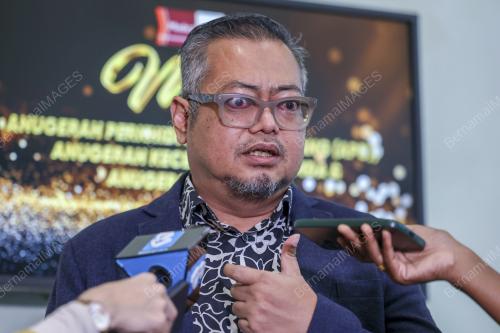 MOHD RAZMAN ABDULLAH