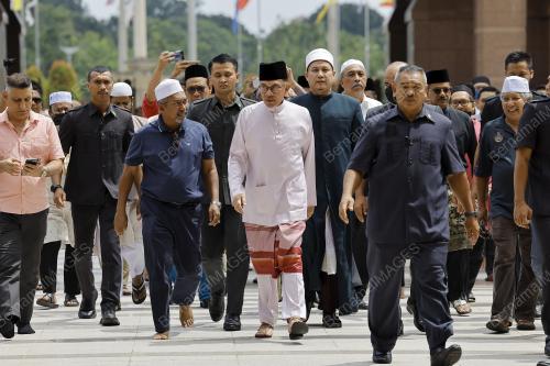 DATUK SERI ANWAR IBRAHIM