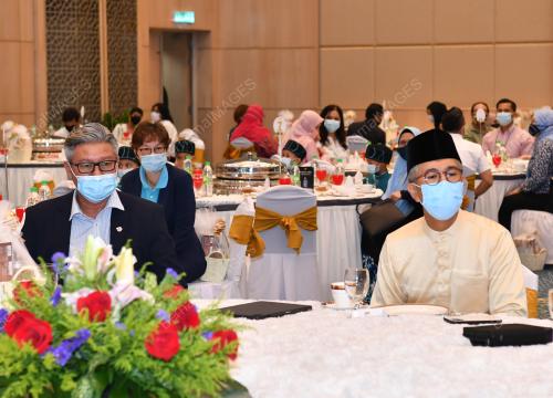 TENGKU DATUK SERI ZAFRUL AZIZ