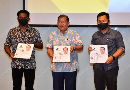 DATUK WILSON UGAK KUMBONG