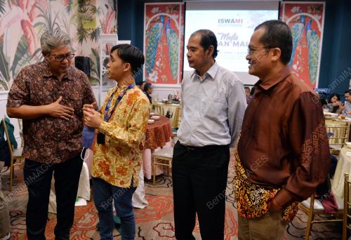 DATUK MOKHTAR HUSSAIN