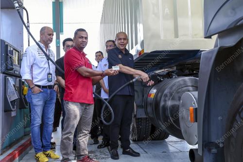 DATUK ARMIZAN MOHD ALI