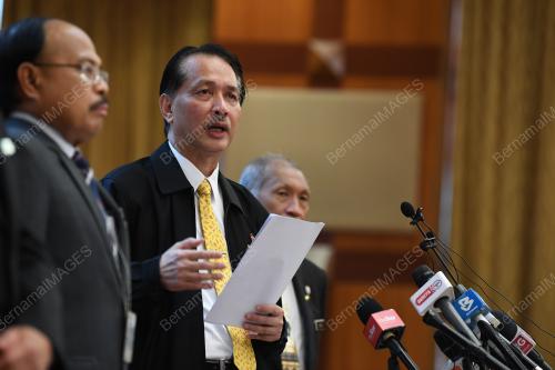 DATUK DR NOOR HISHAM ABDULLAH