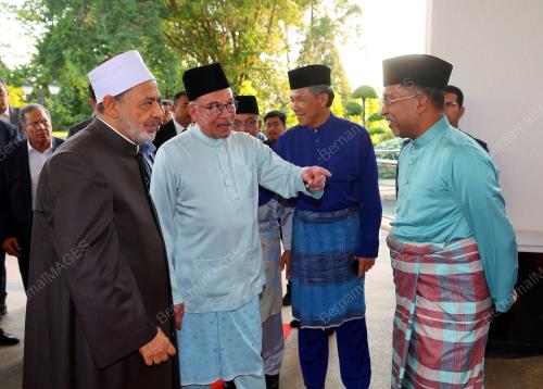 DATUK SERI ANWAR IBRAHIM