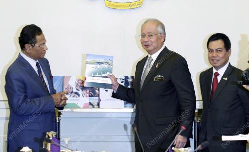 DATUK SERI MOHD NAJIB TUN ABDUL RAZAK