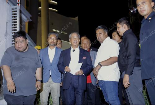 TAN SRI MUHYIDDIN YASSIN