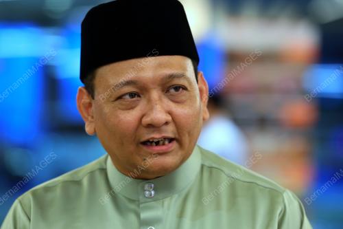 DATUK HAMZAH HUSSIN