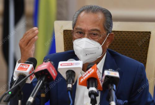 TAN SRI MUHYIDDIN YASSIN