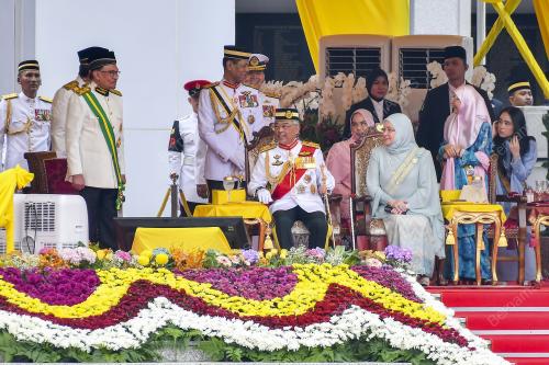 AL-SULTAN ABDULLAH RI'AYATUDDIN AL-MUSTAFA BILLAH SHAH