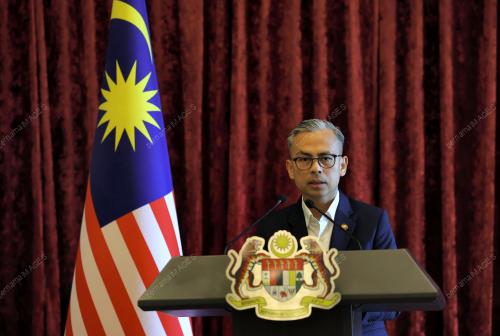 DATUK FAHMI FADZIL