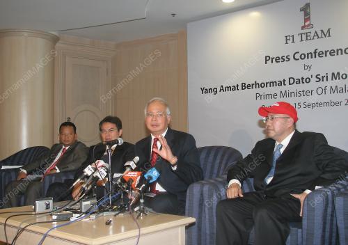 MOHD NAJIB TUN ABDUL RAZAK